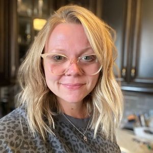 Meet your Posher, Dani